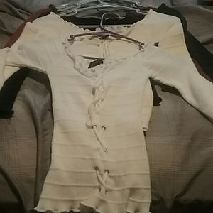 Rue 21 off shoulder long sleeve